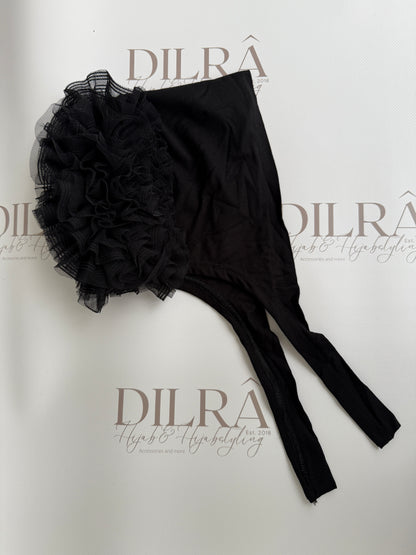 Bonnet mit Rüschendetail & Silikonstreifen